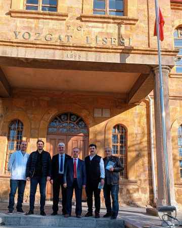 Yozgat Lisesinde Şiir Dolu Bir Gün: Hakkı Yurtlu’dan Öğrencilere Özel İmza