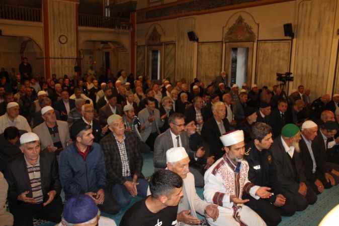 YOZGAT'TAN DUALAR BARIŞ PINARI HAREKATI'NA
