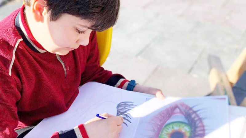 Sorgunlu gençler bu fırsatı kaçırmayın: Resim eğitimleri devam ediyor!