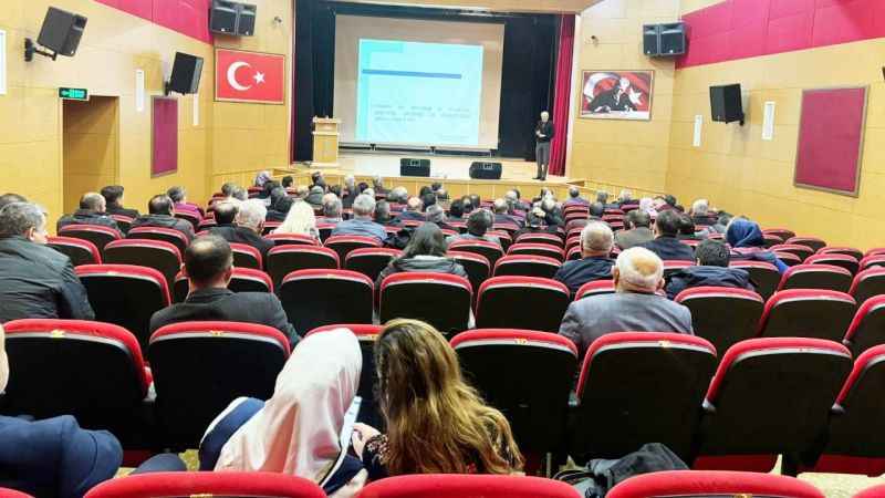Yozgat’ta okul müdürlerine yönelik özel eğitim!