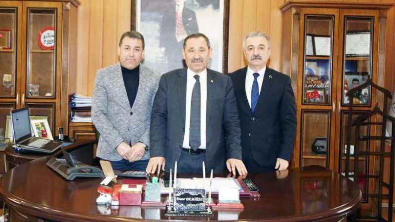 Belediye Başkanı duyurdu İşçiye yüzde 70 zam, Memura ikramiye
