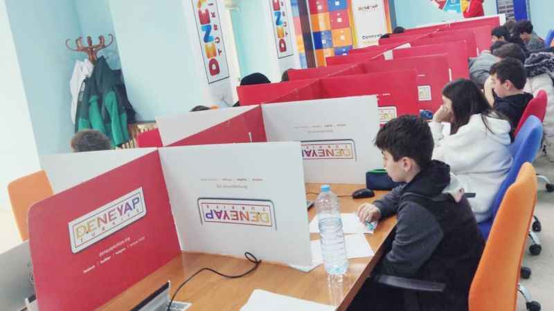 Yozgat Gençlik Merkezi'nde Sınav Heyecanı: Deneyap Atölyesi'ne Yolculuk Başladı!