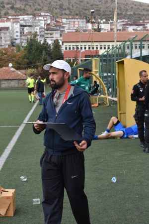 Tuzkaya FK Teknik Direktörü Şimşek: Bu sezon iddialıyız