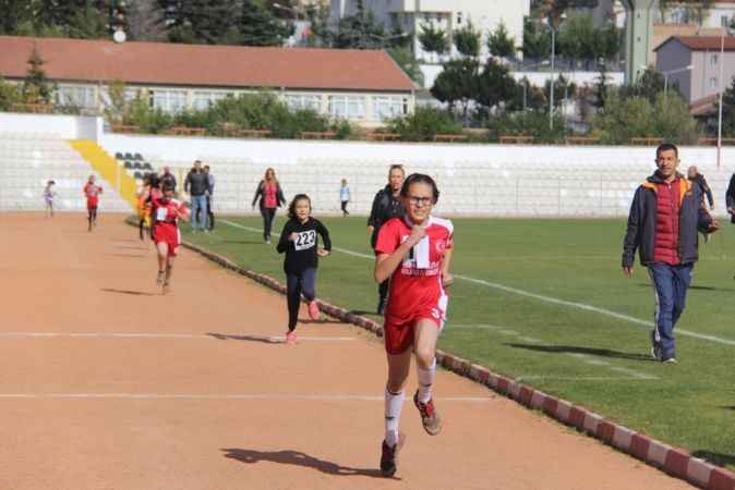 Atletler ‘Cumhuriyet’  için koştu