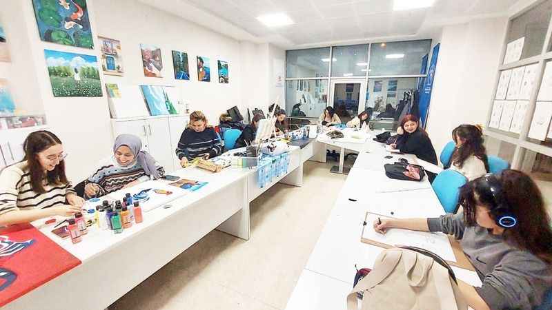 Yozgat'ta Gençler Sanatla Buluşuyor: Resim Eğitimi Fırsatını Kaçırmayın!