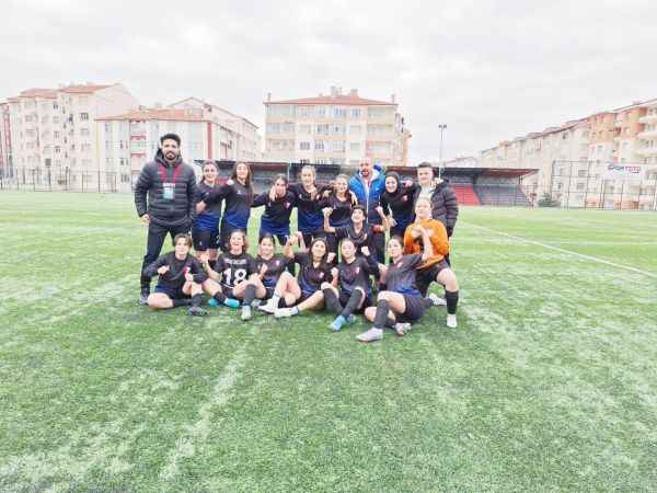 Yozgat takımı bir üst ligi hedefliyor Zirve'den kopmak istemiyor