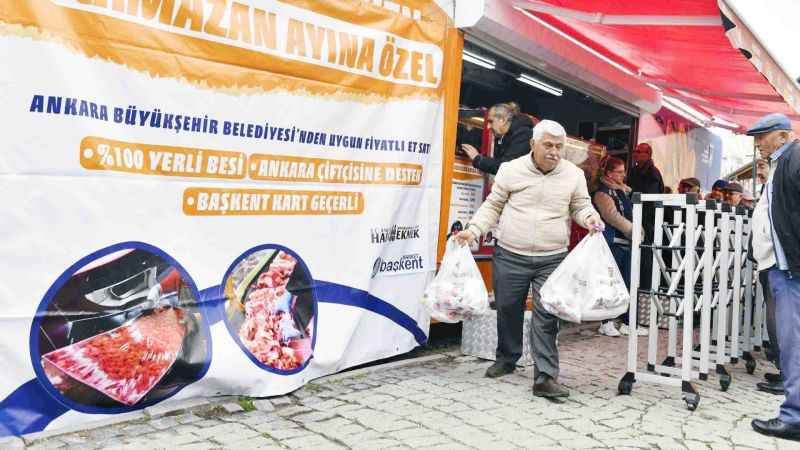 Ankara'da uygun fiyatlı kıyma ve ete yoğun ilgi 22 bin 966 kilo et satıldı