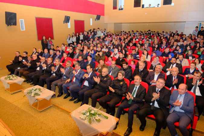 Yozgat'ta Çanakkale Zaferi'nin yıldönümünde duygusal anlar