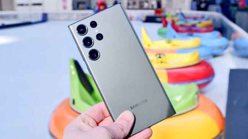 Samsung Galaxy S25 ile yenilikçi adımlara hazır olun!