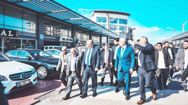 Ankara Büyükşehir Belediye Başkan Adayı Mansur Yavaş esnafın sorunların dinledi Fuar Alanını verirlerse biz yaparız