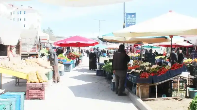 Yozgat'ta Pazar Esnafı Ramazan Durgunluğundan Dert Yanıyor!