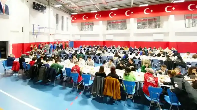Yozgat’ta Manevi Birlik: İftar Sofrasında Güçlü Ramazan Ruhu!