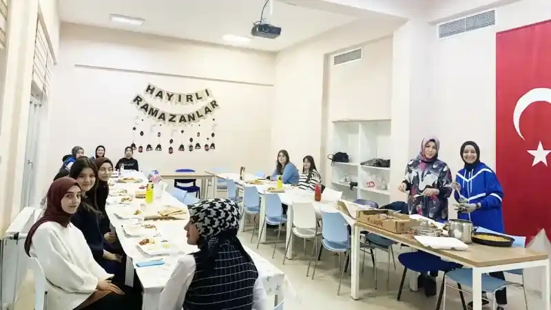 Yozgatlı Genç Yetenekler İftarda Bir Araya Geldi!