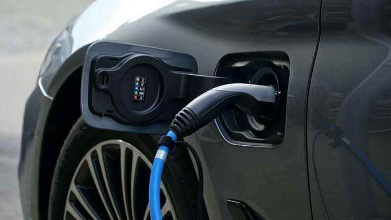 Elektrikli Otomobiller Artık 5 Dakikada Şarj Olabilecek!