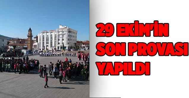 29 Ekim'in son provası yapıldı