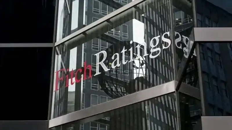 Fitch Ratings, Türkiye Varlık Fonu'nun Kredi Notunu Yükseltti, Ekonomik Geleceğimize Işık Saçacak Detaylar İçin Hemen Tıklayın!"