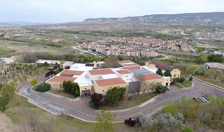Nevşehir Kapadokya Üniversitesi öğretim elemanı alımı için kolları sıvadı