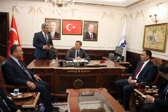 Bakan Ziya Selçuk:  Eğitimin geleceğini planlıyoruz