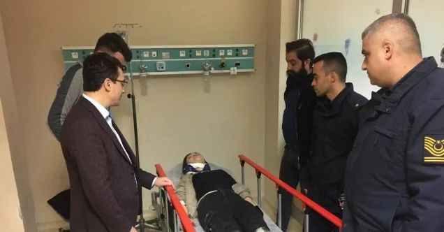 Kaymakam Kaplay yaralı öğrencileri hastanede ziyaret etti
