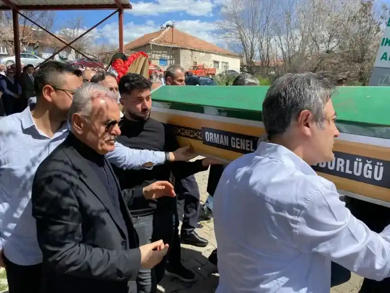 Karacabey Ailesinin Acı Günü: Ümmügülsüm Karacabey Son Yolculuğuna Uğurlandı
