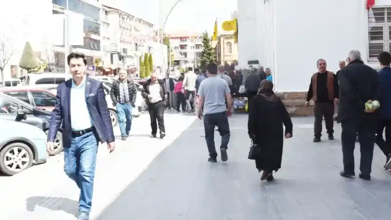 Yozgatlı içinde bulunduğu zorlu sürecin faturasını siyaset müessesine kesti!