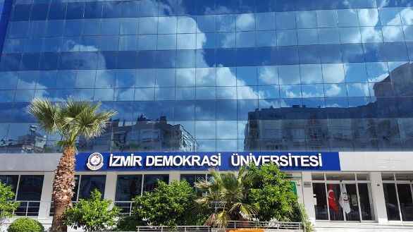 İzmir Demokrasi Üniversitesi'nden Büyük Fırsat: Sözleşmeli Personel Alımı Başlıyor!