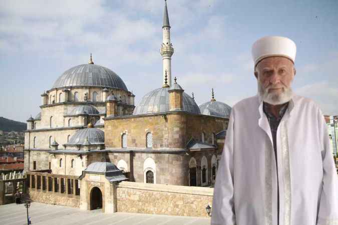 Çekerek'in sevilen imamı Dursun Özen Vefat etti