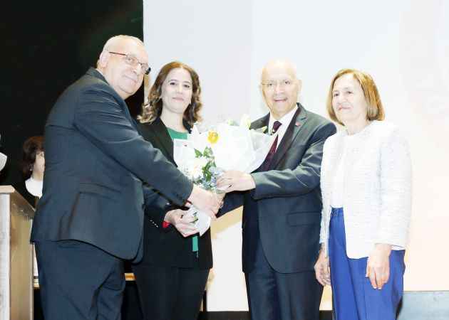 Fethi Yaşar, mazbatasını aldı