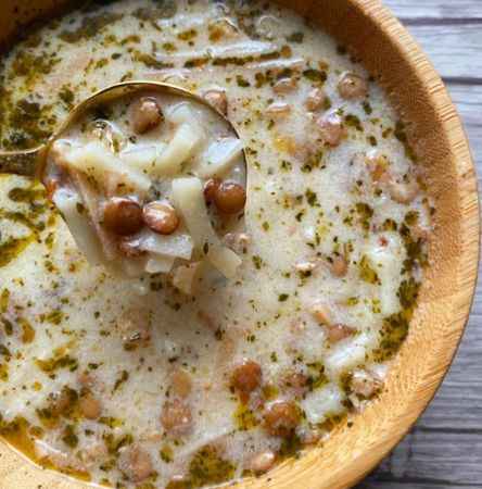 Mercimekli Erişte Çorbası: Besleyici ve Lezzetli Bir Seçenek