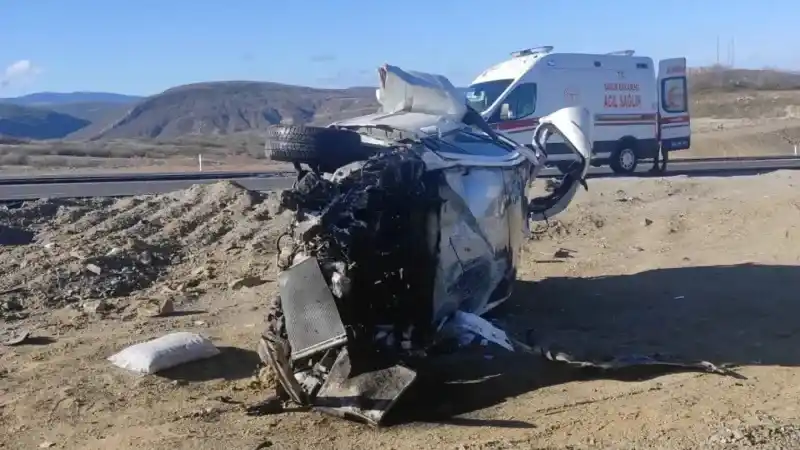 Yozgat’ta Trafik Kazası: Takla Attı Şarampole Devrildi!