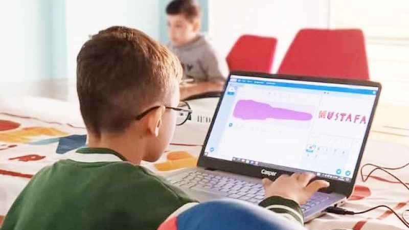 Yozgat'ın Gençleri, Kodlama ve Robotikle Geleceğe Hazırlanıyor!