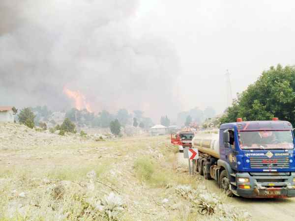 İtfaiye ekipleri teyakkuzda olacak 48 İstasyonda 320 personel olacak