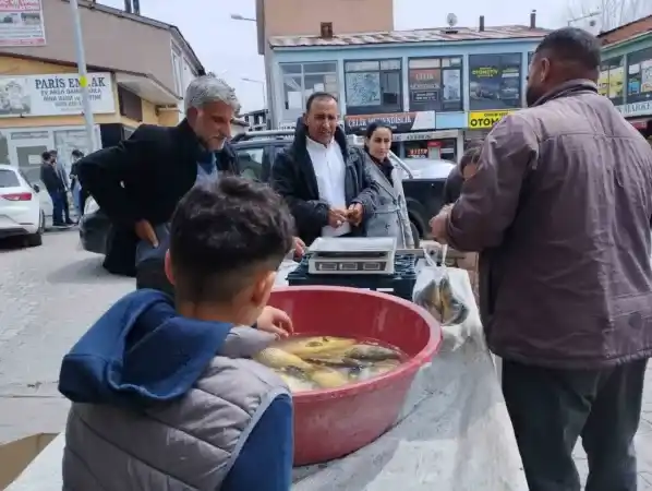 Doğu'nun etki kenti artan fiyatlardan dolayı balıkçı oldu
