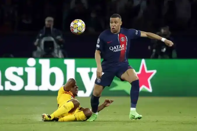 Gol düellosu Barcelona’nın