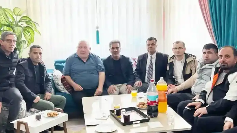 Yozgat'ta Bayram Geleneği Sürüyor: YURT - AY Derneğinden Duygusal Ziyaretler…