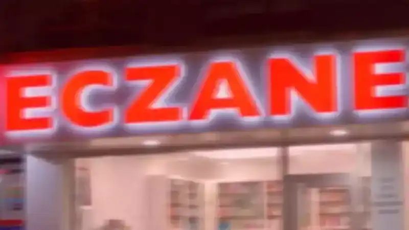 22 Nisan Pazartesi eczaneler, sağlık ocakları, hastaneler yarım gün mü? 22 Nisan (yarın) hastane ve eczaneler açık mı, kapalı mı?