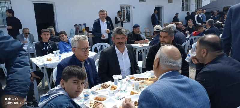Yozgat'ta Mahalle Muhtarından Teşekkür Yemeği