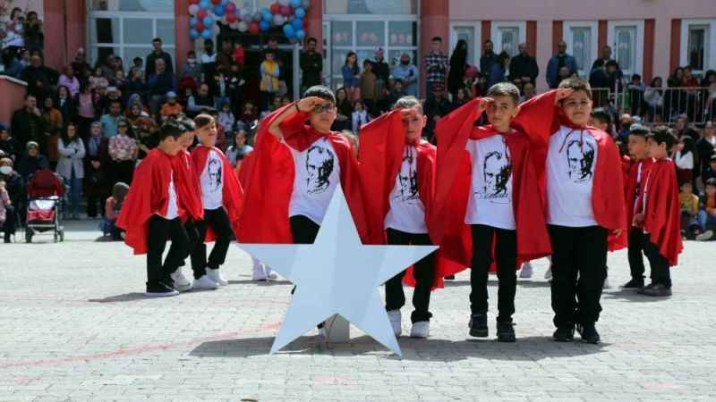 YAŞA 23 NİSAN!