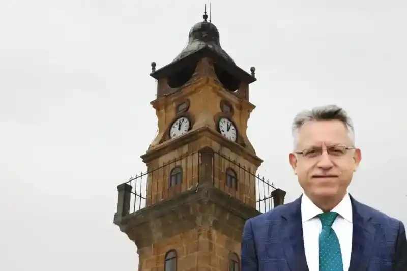 Yozgat'ın Kalbi Saat Kulesi Yeniden Zaman Tutuyor