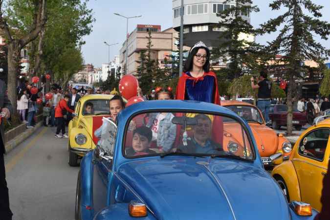 Yozgat’ta 23 Nisan Coşkusuna Ortak Oldular