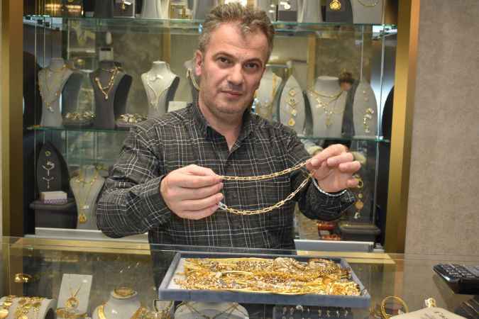 Yozgat’ta Kuyumcular Sezona Hazır