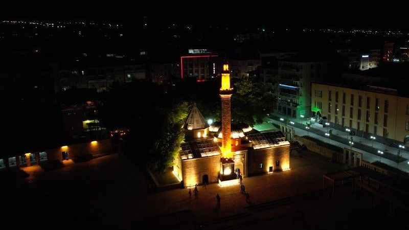 Komşunun Doğal ve Tarihi Güzellikleri Göz Kamaştırıyor…