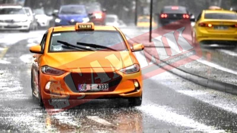 Ankara'yı Vurdu: Sağanak Yağış Doluya Dönüştü