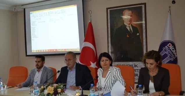 Didim Belediye Meclisi’nden ’Ecevit’e onay, ’Türkeş’e ret