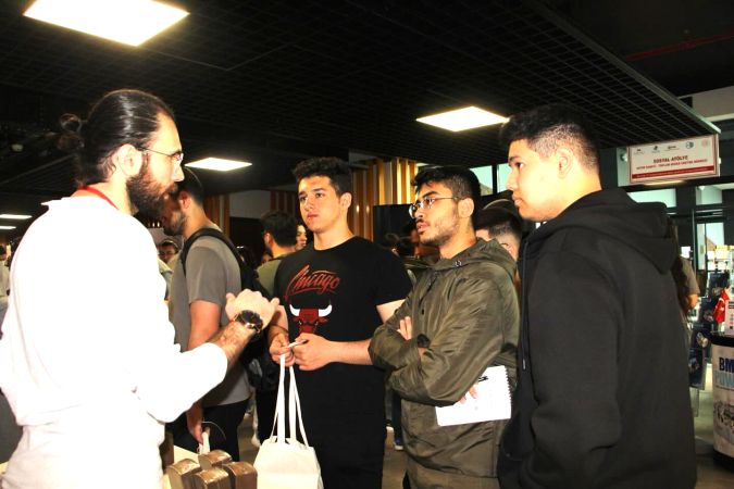 Ostim Teknik Üniversitesi, İş Dünyası İle Öğrencileri Buluşturdu