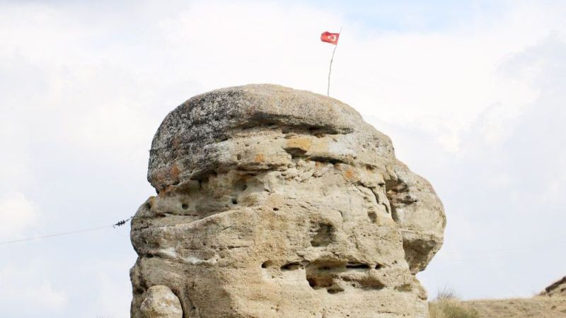 Topak Taş'ın Huzuru Kaçtı: Köylüler Bezdi!