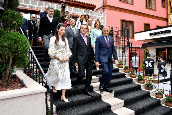 Türkiye de ilk kez Başkent'te açıldı...