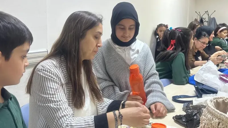 Pursaklar Belediyesi, Minik Eller, Büyük Hayaller Etkinliğiyle Gençlere Kültürel Mirası Tanıttı!