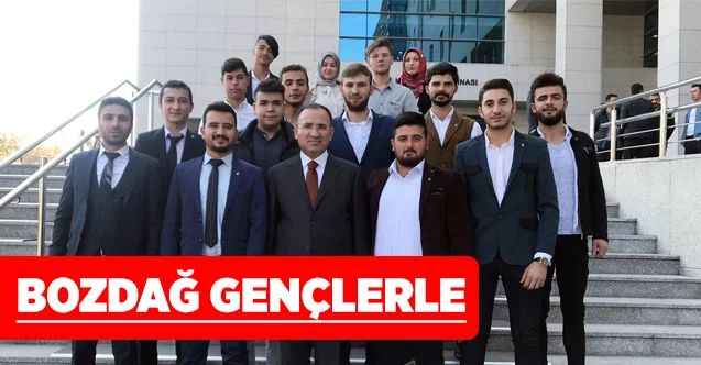 TBMM Anayasa Komisyonu Başkanı Bekir Bozdağ, Akdağmadeni'nden Gençlerle Buluştu