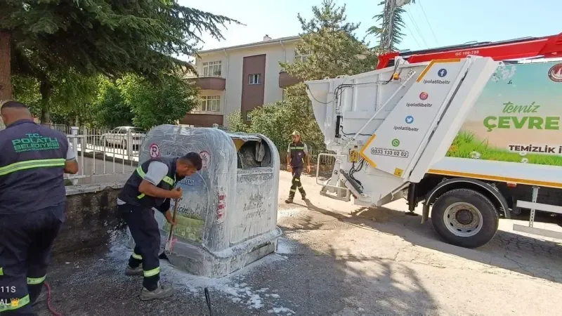 Polatlı Belediyesi Sokaklarda Temizlik Çalışmalarına Hız Verdi